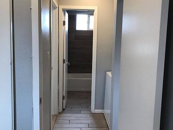 2nd image of 3760 W El Segundo Blvd APT 4