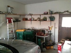 3rd image of 913 Burns St