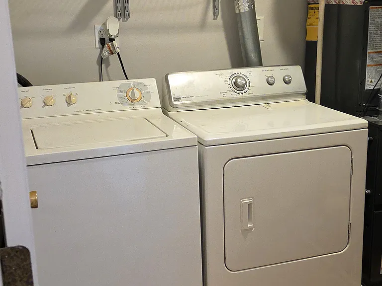 1721 Chesapeake Ln #1 — Photo 17