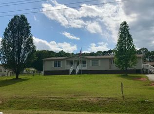 2413 Country Club Rd, Greer, SC 29651