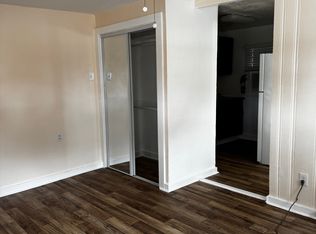 906 W 9th St #3, Houston, TX 77007