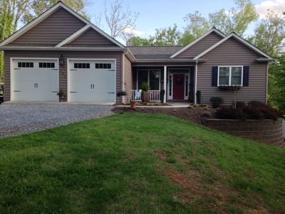 102 Briarcliff Dr, Moneta, VA, 24121