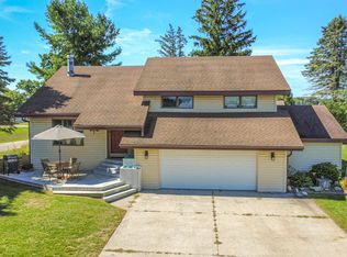 1030 N Par Dr, Weidman, MI 48893