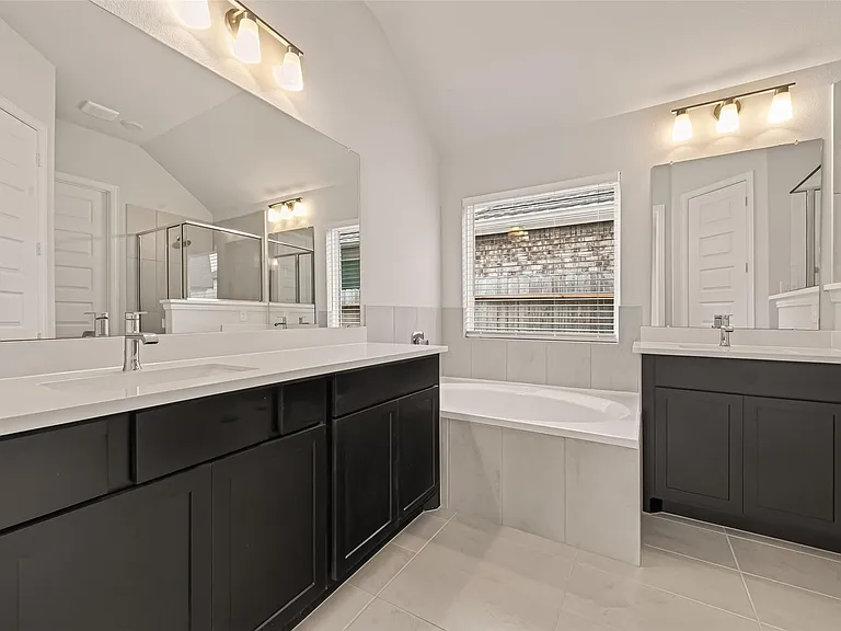 6123 Severson Lake Ct — Photo 35
