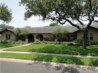 6321 Saint Andrews Dr, Corpus Christi, TX 78413