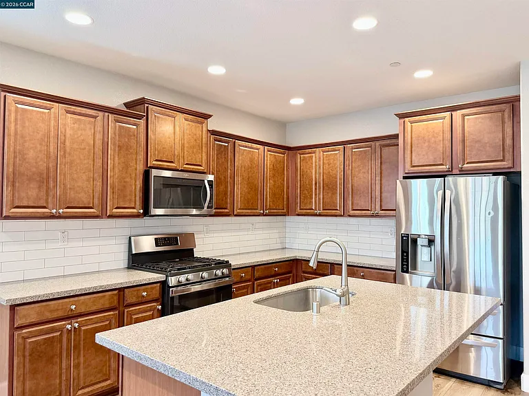 373 Anchorage Dr — Photo 6