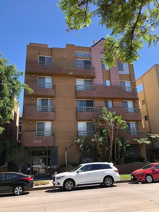 1st image of 8614 Burton Way Ph 2