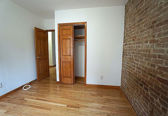 2nd image of 530 E 13th St APT 20