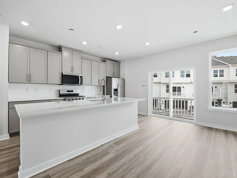 524 Cooper St — Photo 3