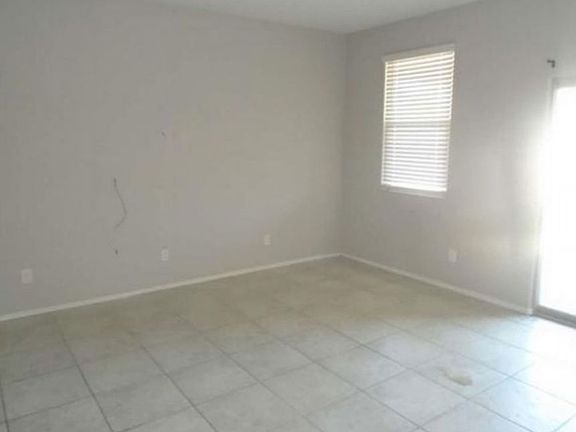 Additional Living Room