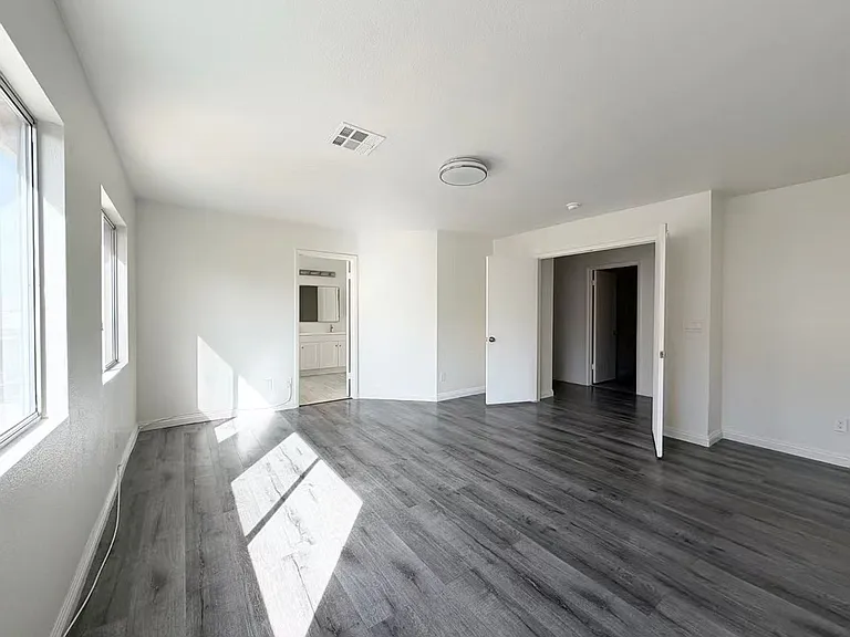 261 Delfino Way — Photo 16