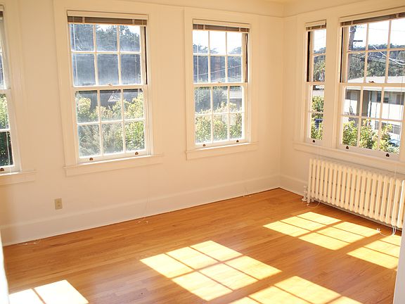 4th image of 729 Liggett Ave APT B