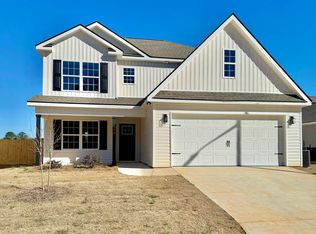 206 Sutton Dr, Perry, GA 31069