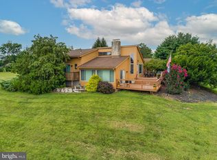 242 Dickinson Dr, Reading, PA 19605