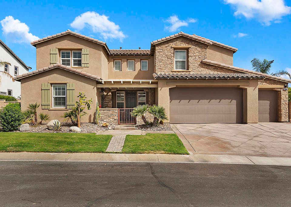 1st image of 79656 Oxford Dr