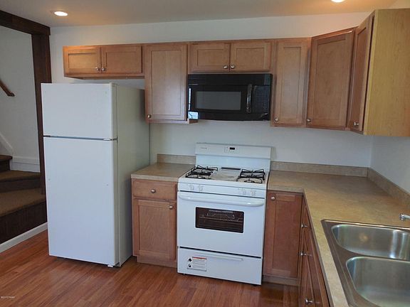 4th image of 269 Terrace St