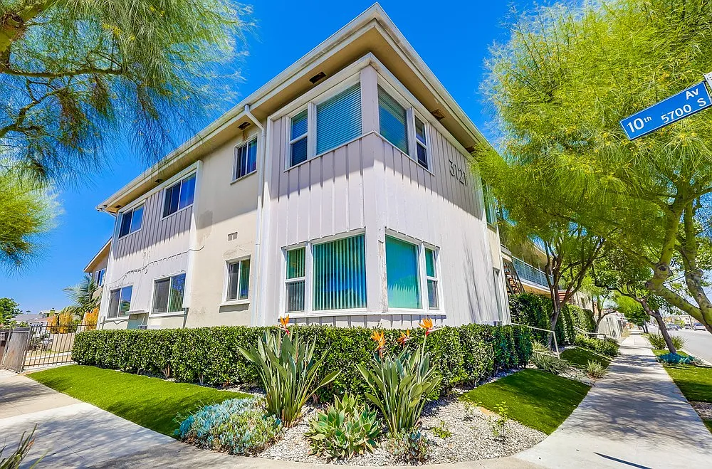 Building Photo - 3121 W Slauson Ave