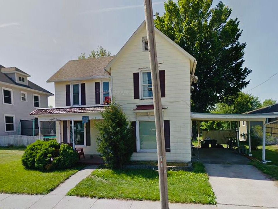 1st image of 412 E 1st St