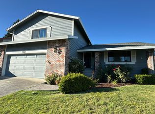 738 Bluegrass Dr, Petaluma, CA 94954