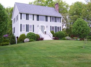 12 Iron Gate Dr, Andover, MA 01810