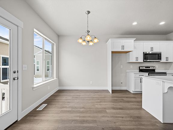 5th image of 3856 W 1650th St N