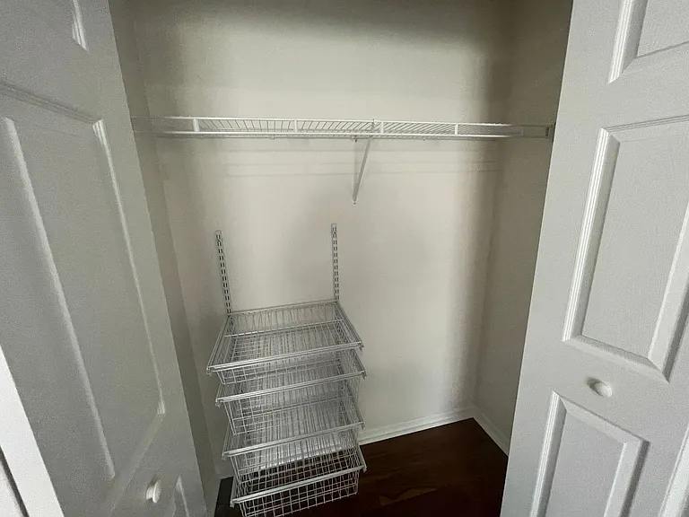 5708 Greenwood Cir #48 — Photo 22