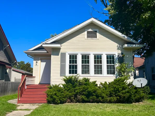 1717 Egleston Ave, Kalamazoo, MI 49001