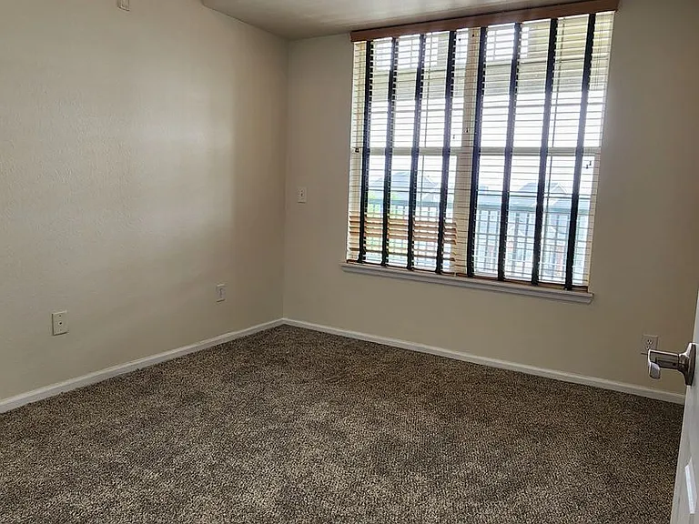 3865 S Dayton St #305 — Photo 20