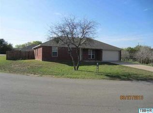 106 Buttercup Loop, Morgans Pt Resort, TX 76513