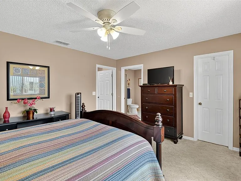 17551 SE 96th Ct — Photo 19