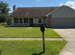 202 Fountain Lake Dr S, Shelbyville, IN