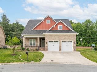 4488 Cheyenne Ct, Winston Salem, NC 27106