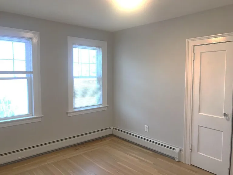 204 Alden Ave #C — Photo 13