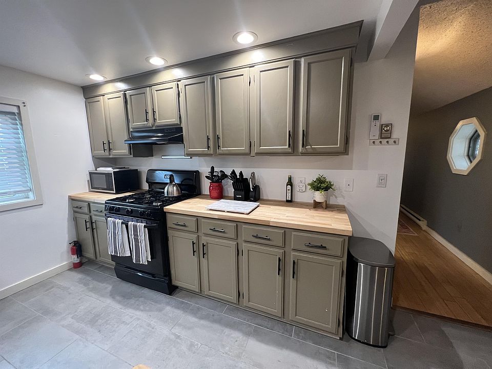 1st image of 209 Grand Ave #10755348