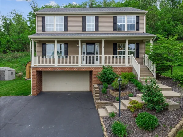 2034 Meadowridge Dr, Washington, PA 15301