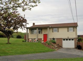 300 Grenlyn Rd, York, PA 17402