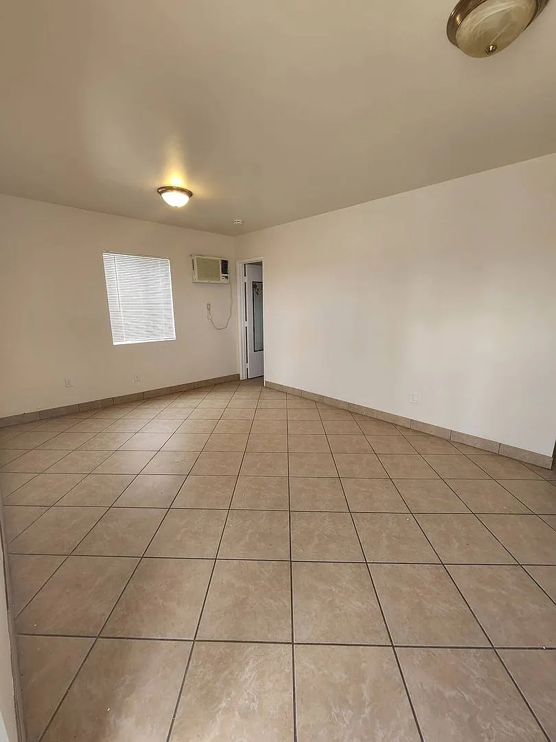 Hatch Triangle Apartments 72121 — Photo 2