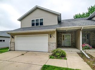 426 Waterloo Rd, Marshall, WI 53559