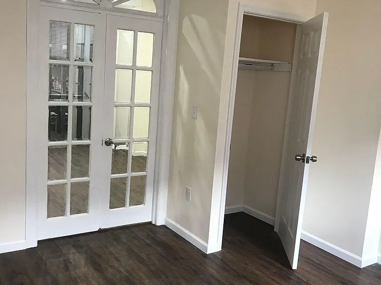737 Spruce St #1F — Photo 2
