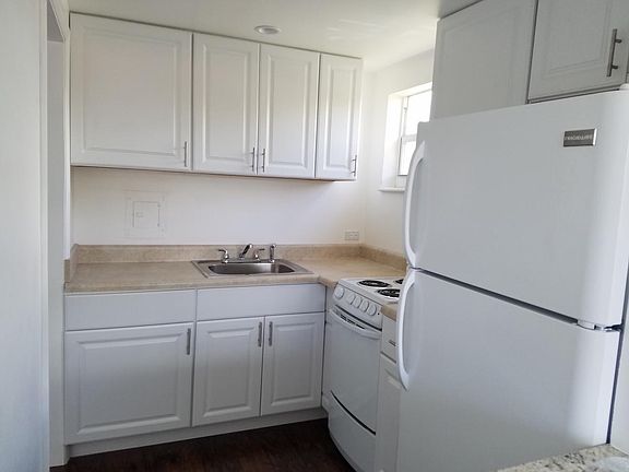 3rd image of 38 Oviedo Ave APT 8