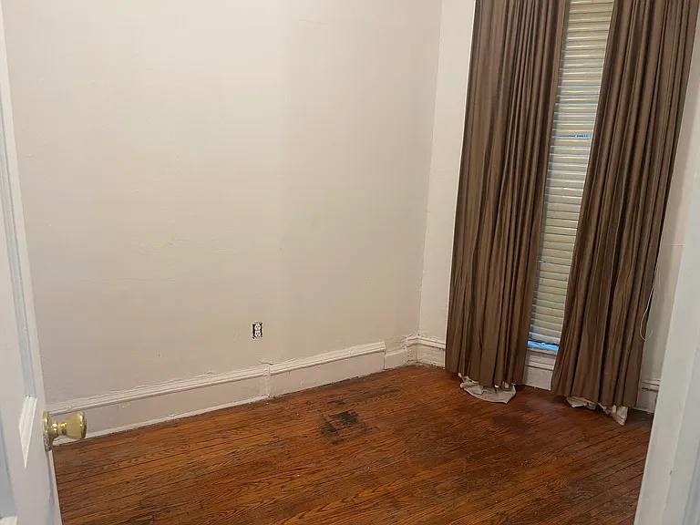 5842 Norfolk St — Photo 10