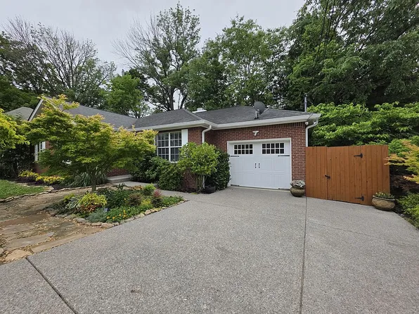 4944 Kilimanjaro Dr, Old Hickory, TN 37138