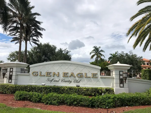 6945 Dennis Cir APT 104, Naples, FL 34104