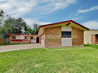 10418 Winding Trail Rd, La Porte, TX 77571