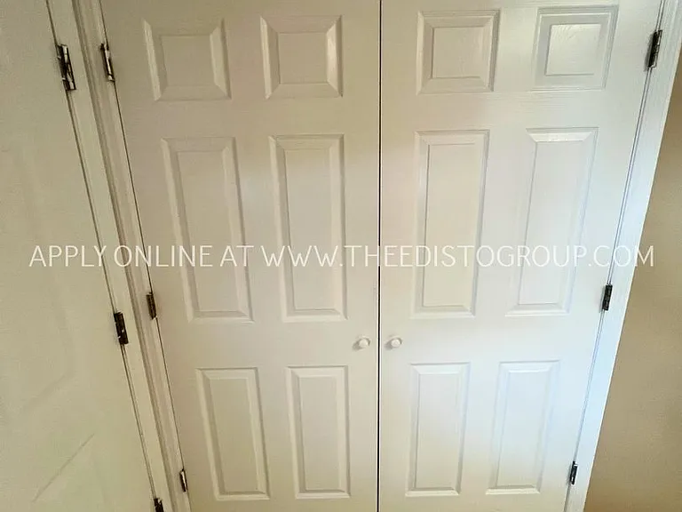 1031-1091 Fairfield St NE — Photo 11