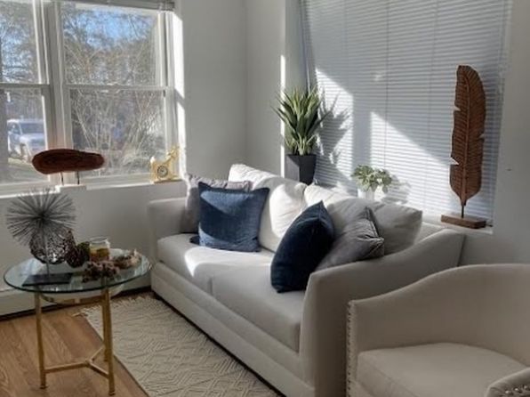 49 Ideal St APT A