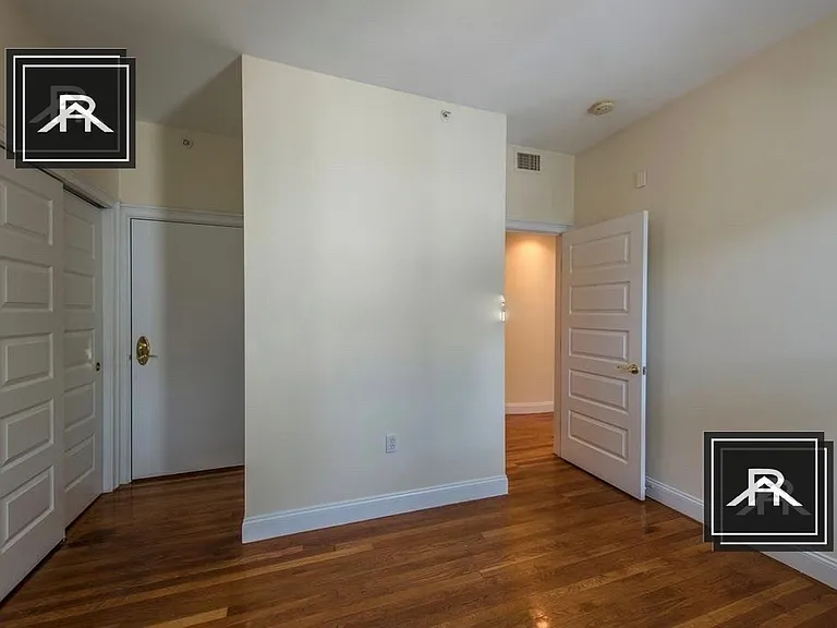 57 Ashford St #4 — Photo 11