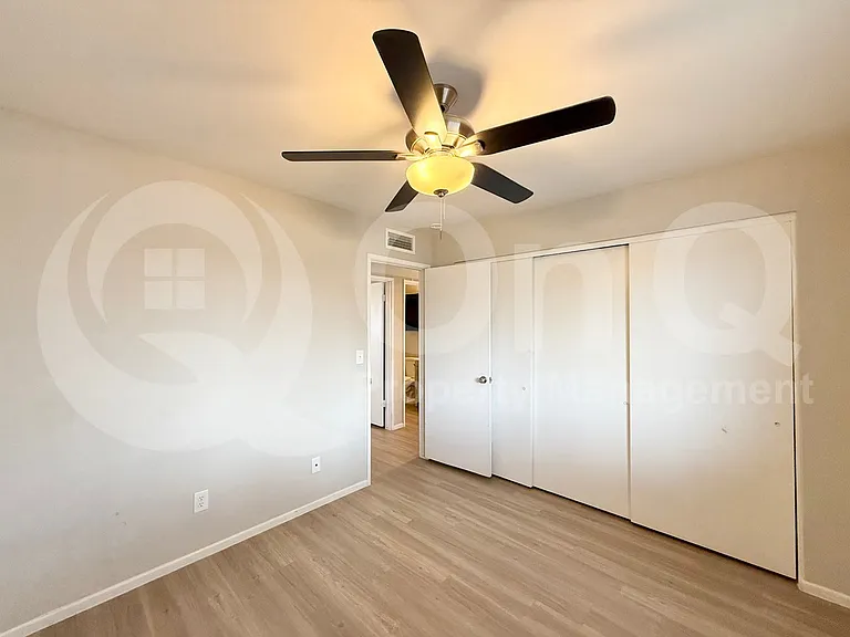 329 N 69th Ave — Photo 9