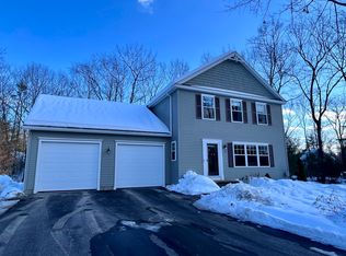 19 Harvest Hill Rd, Windham, ME 04062