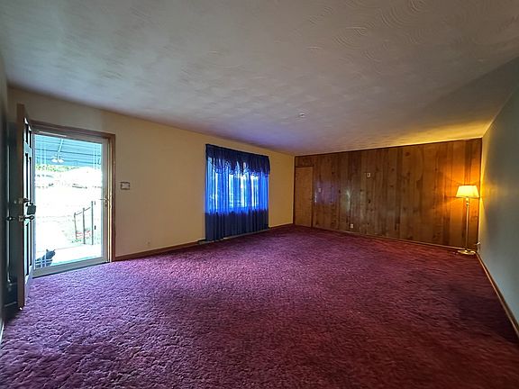 5th image of 293 Ferguson Ave